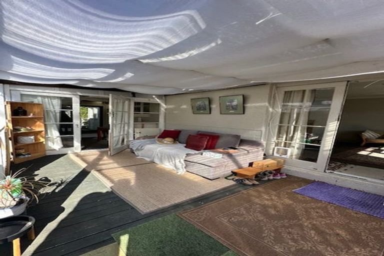 Photo of property in 12 Bush Grove, Trentham, Upper Hutt, 5018