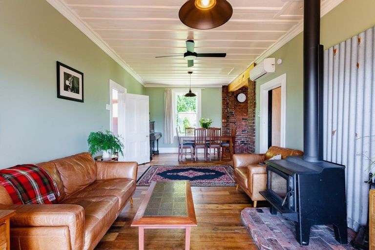 Photo of property in 76 Manapouri Street, Ravensbourne, Dunedin, 9022