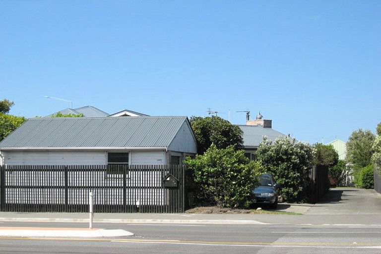 Photo of property in 2/409 Yaldhurst Road, Russley, Christchurch, 8042