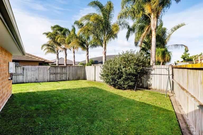 Photo of property in 5 Allgood Place, Rototuna North, Hamilton, 3210