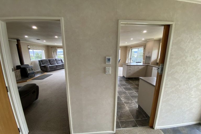 Photo of property in 10 Kilgour Street, Waihola, Milton, 9073