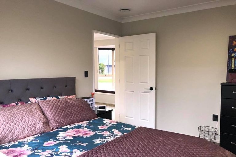 Photo of property in 5 Halcione Close, Flagstaff, Hamilton, 3210