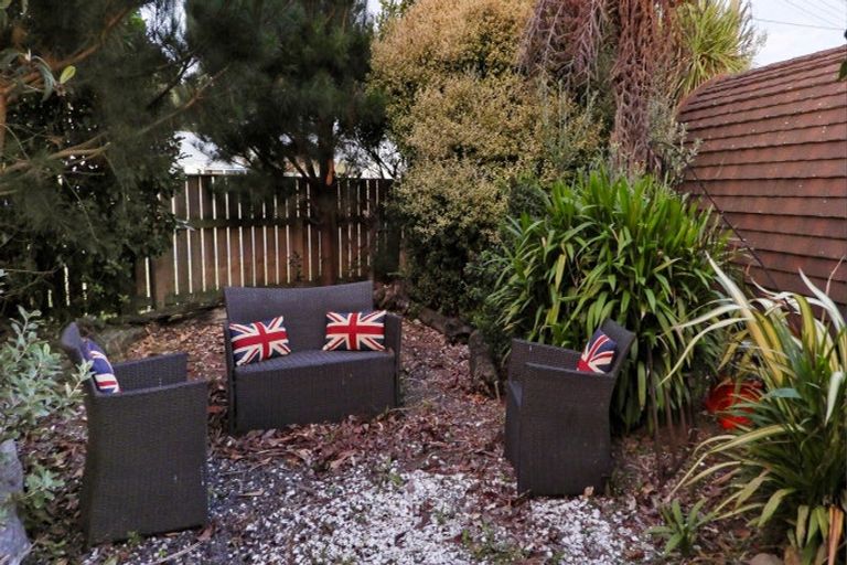 Photo of property in 1931 Parewanui Road, Parewanui, Bulls, 4894