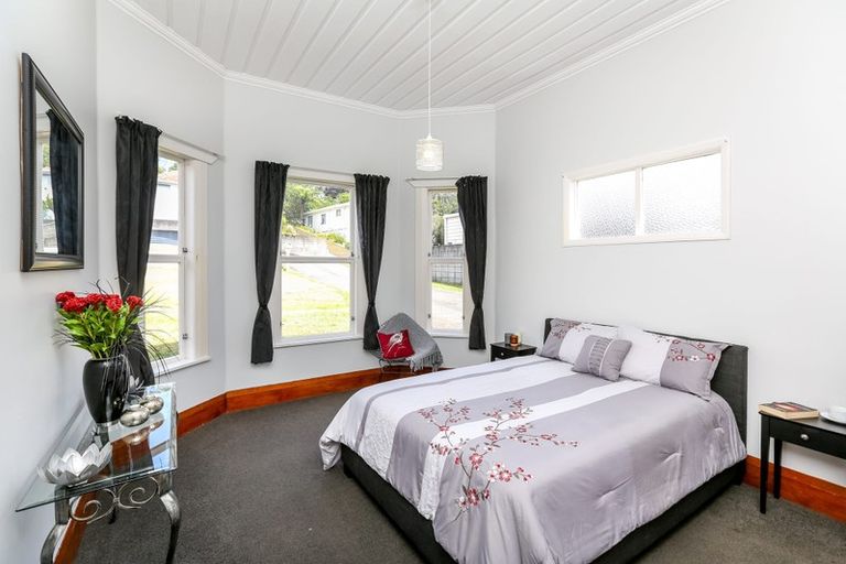 Photo of property in 43 Lorna Street, Lynmouth, New Plymouth, 4310