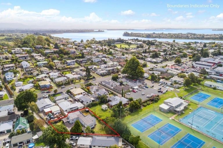 Photo of property in 53 Windsor Road, Bellevue, Tauranga, 3110