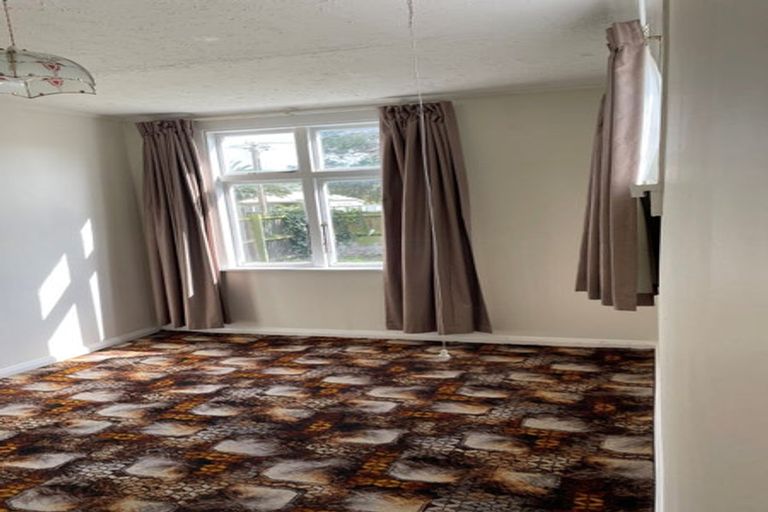 Photo of property in 11 Falcon Street, New Brighton, Christchurch, 8061