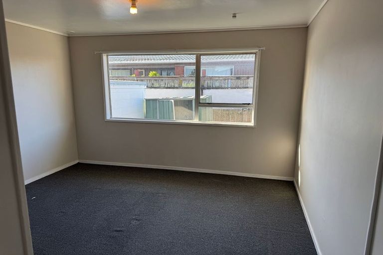 Photo of property in 1/94 Beaumonts Way, Manurewa, Auckland, 2102