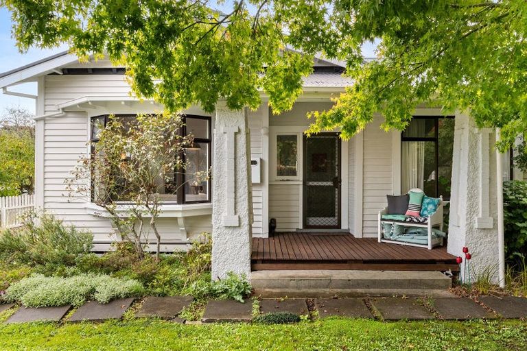 Photo of property in 119 Iranui Road, Inner Kaiti, Gisborne, 4010