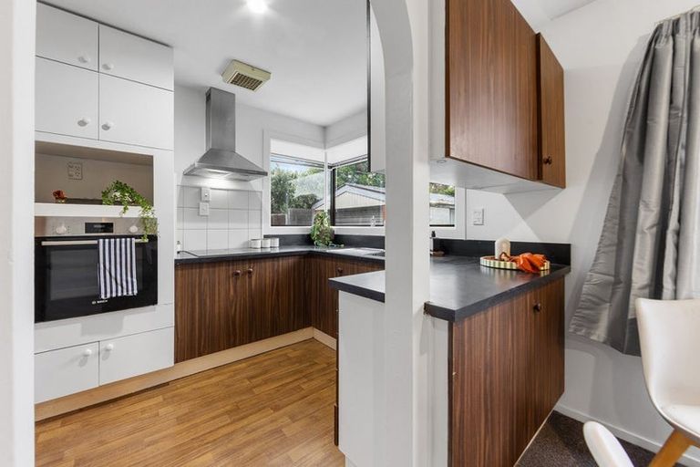 Photo of property in 2/17a Dalrye Place, Ilam, Christchurch, 8041