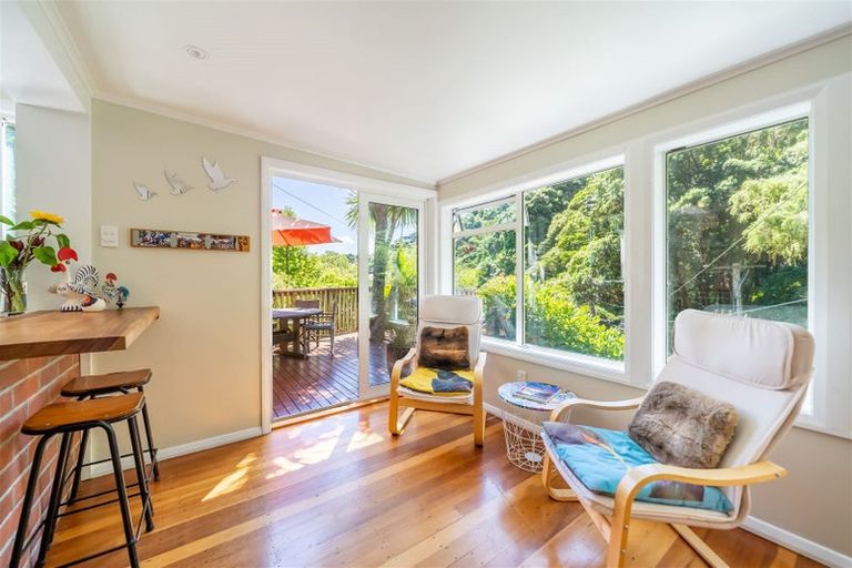 Photo of property in 3 Waitohu Road, York Bay, Lower Hutt, 5013