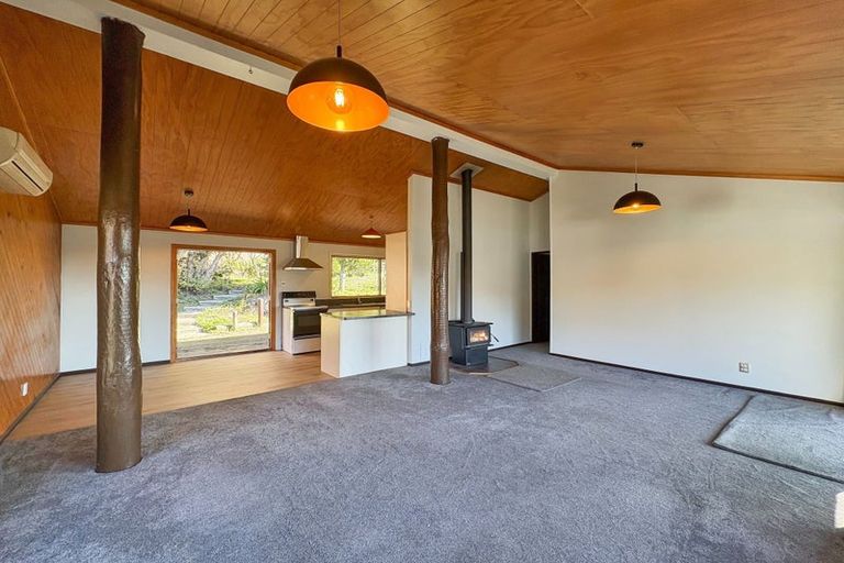 Photo of property in 18 Flinders Road, Heathcote Valley, Christchurch, 8022