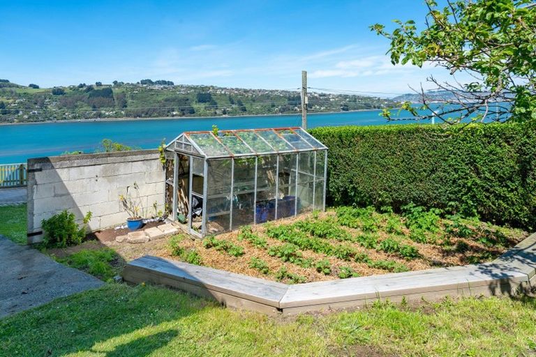 Photo of property in 46 Adderley Terrace, Ravensbourne, Dunedin, 9022