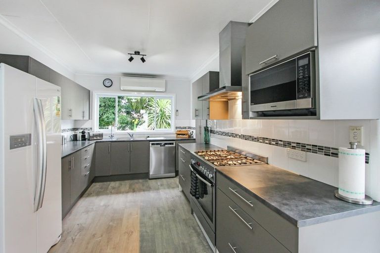 Photo of property in 26 Russell Road, Fairy Springs, Rotorua, 3015