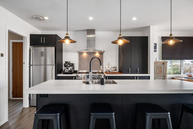 Photo of property in 10 Aintree Street, Bishopdale, Christchurch, 8051