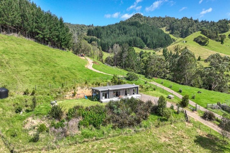 Photo of property in 44 Packtrack Road, Thames, 3577