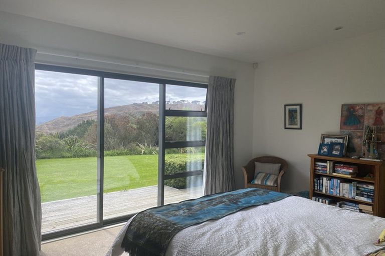 Photo of property in 173 Bing Lucas Drive, Tawa, Wellington, 5028