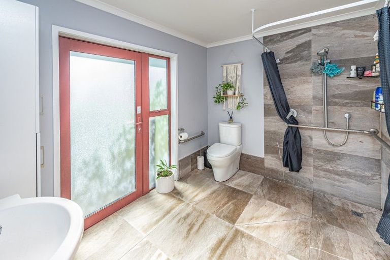 Photo of property in 153 Kakaramea Road, Kakaramea, Patea, 4598