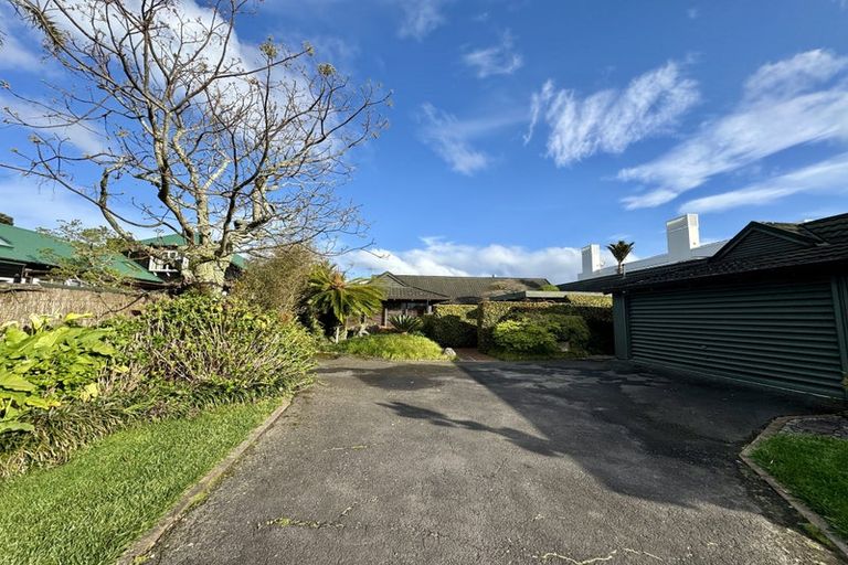 Photo of property in 10 Marine Terrace, Bayswater, Auckland, 0622