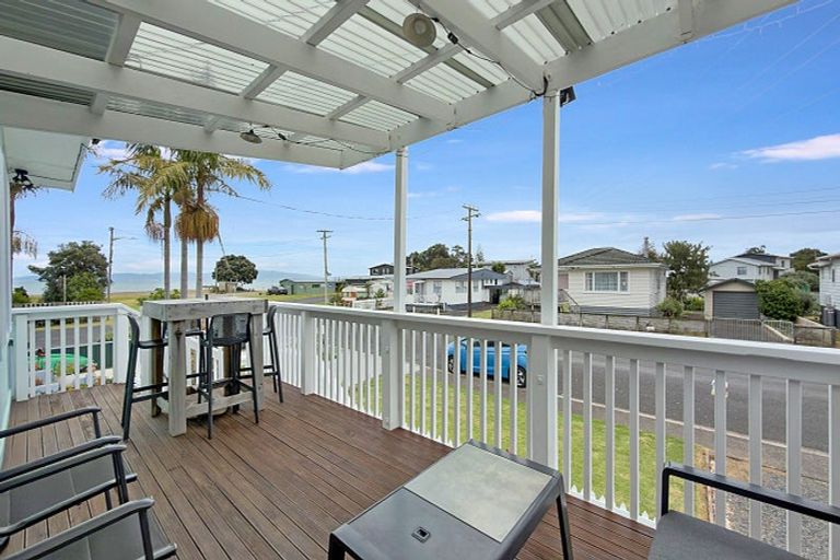 Photo of property in 11 Tatahi Street, Te Puru, Thames, 3575