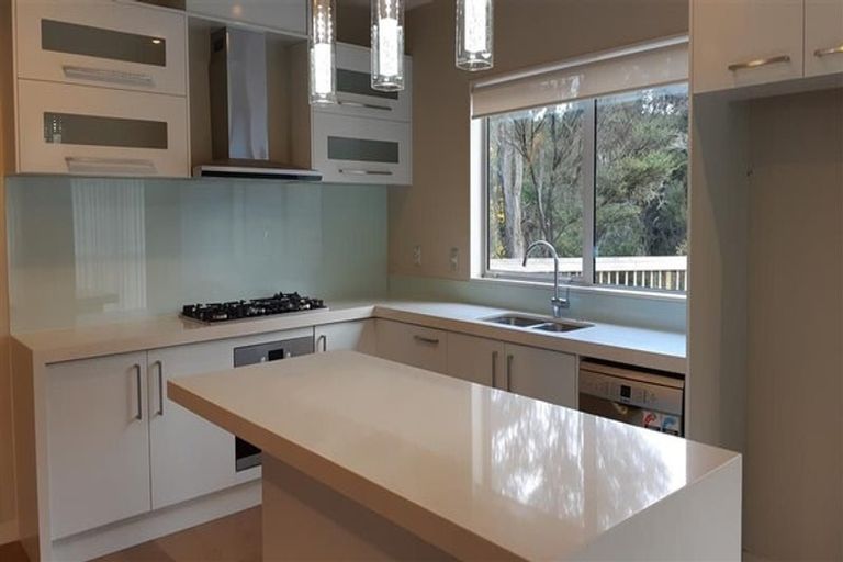 Photo of property in 7 Albertine Place, Greenhithe, Auckland, 0632