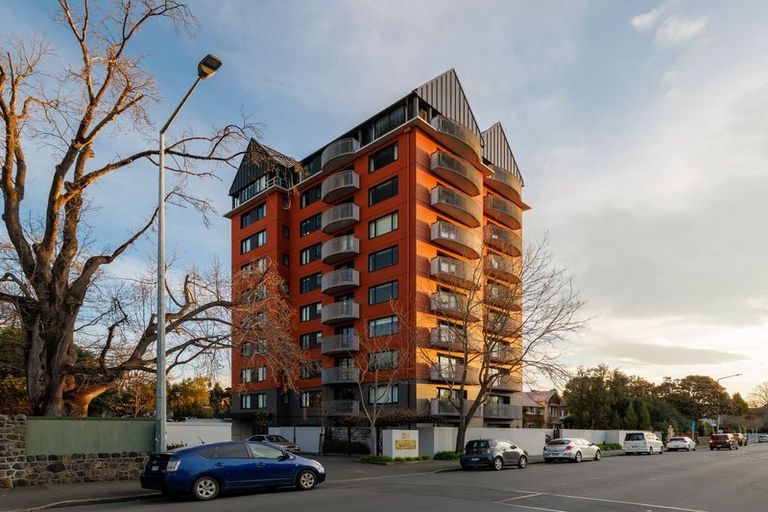 Photo of property in Gloucester Towers, 11/28 Gloucester Street, Christchurch Central, Christchurch, 8013