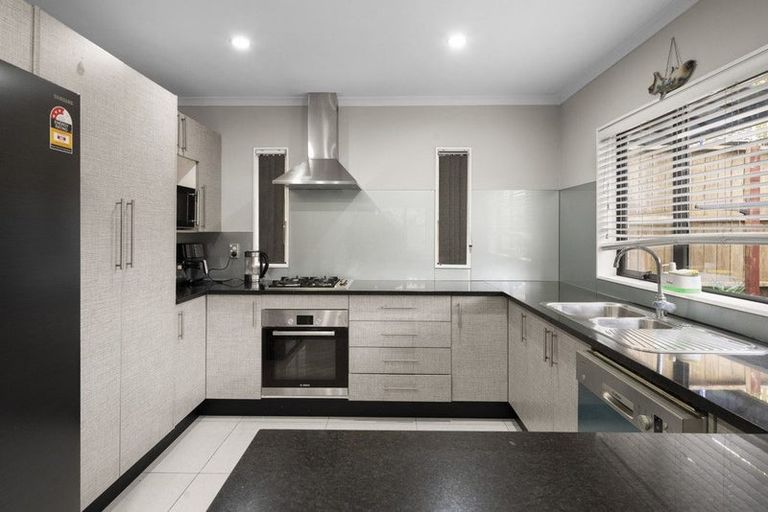 Photo of property in 93c Puhinui Road, Papatoetoe, Auckland, 2104
