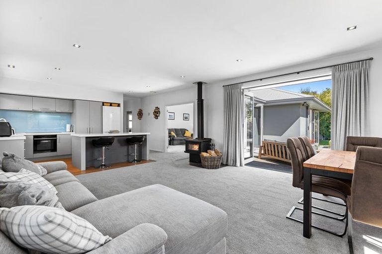 Photo of property in 30 De Castro Drive, Blenheim, 7201