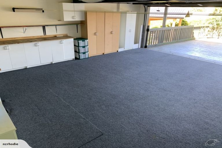 Photo of property in 14 Marjory Close, Broadmeadows, Wellington, 6035