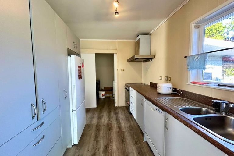 Photo of property in 88 Glendene Avenue, Glendene, Auckland, 0602