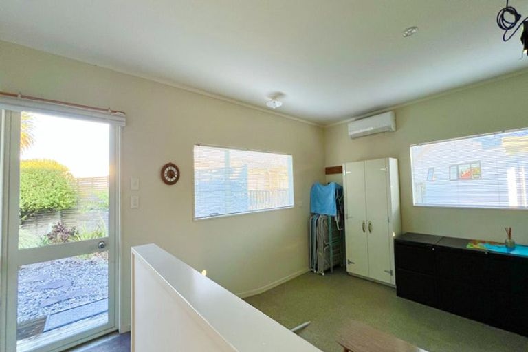 Photo of property in 4 Allman Drive, Coromandel, 3506