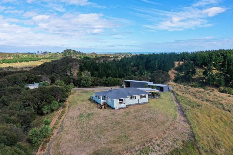 Photo of property in 398 Hokio Sand Road, Hokio Beach, Levin, 5571