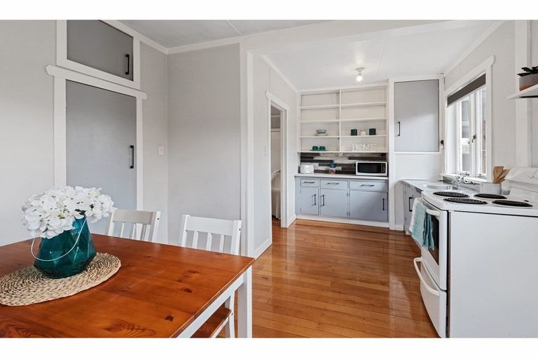 Photo of property in 42 Station Road, Te Kamo, Whangarei, 0112