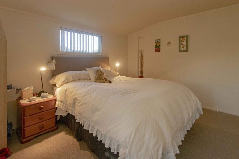 Photo of property in 9 Lamason Street, Greenmeadows, Napier, 4112