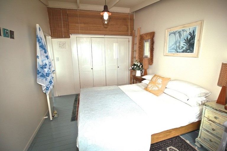 Photo of property in 6/4 Arkles Strand, Arkles Bay, Whangaparaoa, 0932