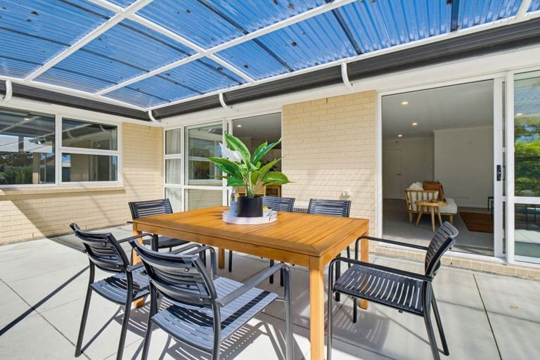 Photo of property in 22 Florence Avenue, Palmerston North, 4414