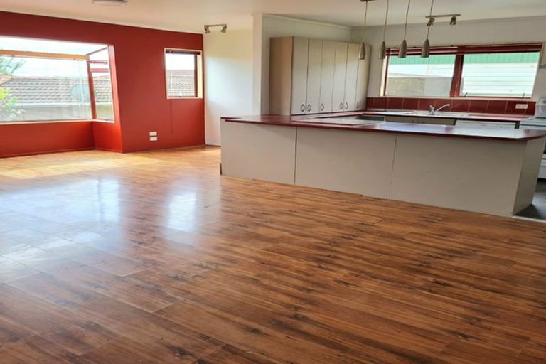 Photo of property in 7 Delshaw Avenue, Stanmore Bay, Whangaparaoa, 0932