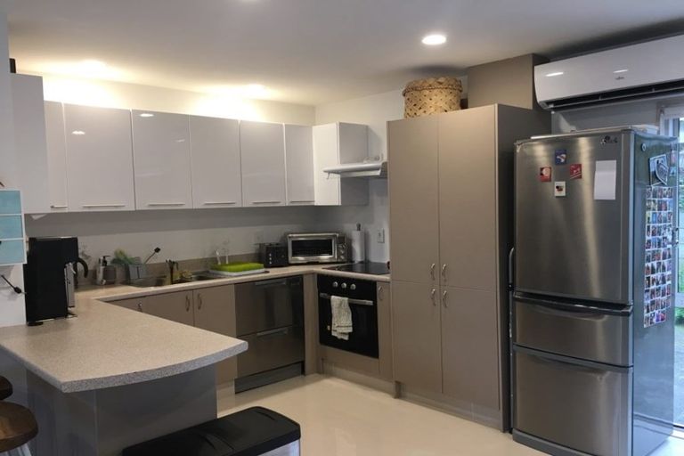 Photo of property in 2/33 Hiropi Street, Newtown, Wellington, 6021