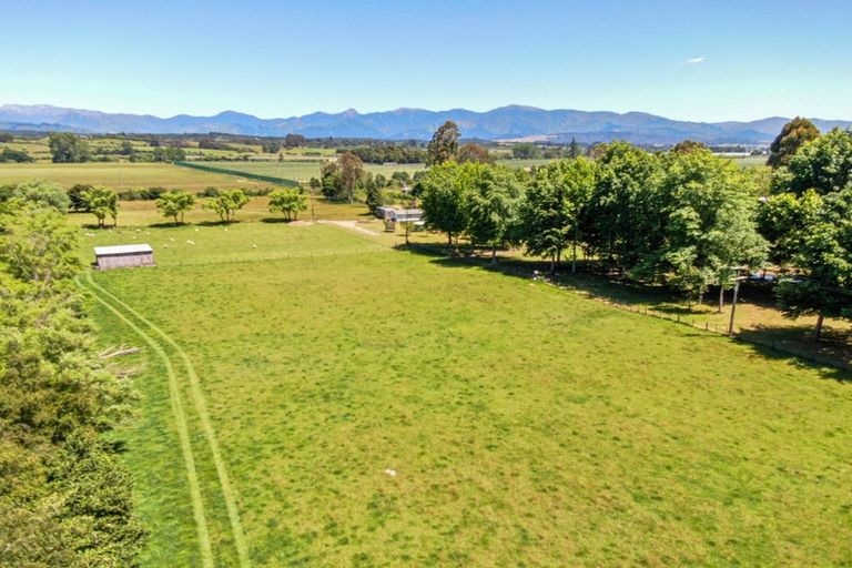 Photo of property in 1971 Moutere Highway, Upper Moutere, 7175