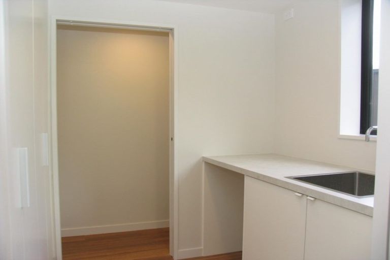 Photo of property in 164 Kent Street, Kingston, Athol, 9793