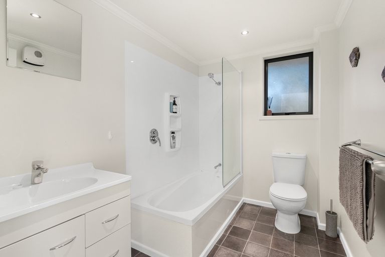 Photo of property in 18a Sretlaw Place, Brockville, Dunedin, 9011