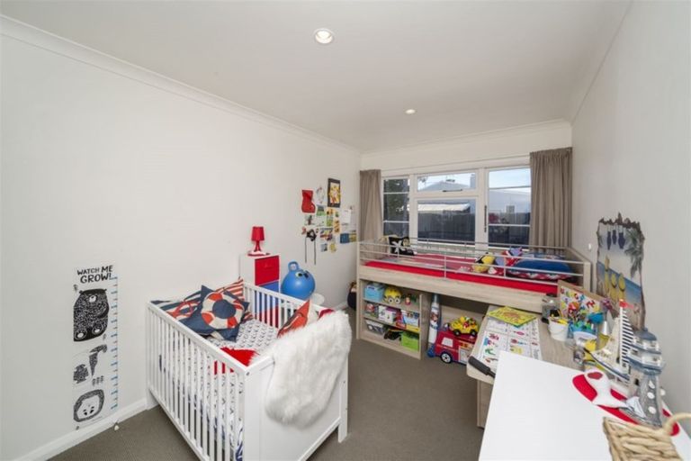 Photo of property in 10 Ohawe Terrace, Ohawe, Hawera, 4671