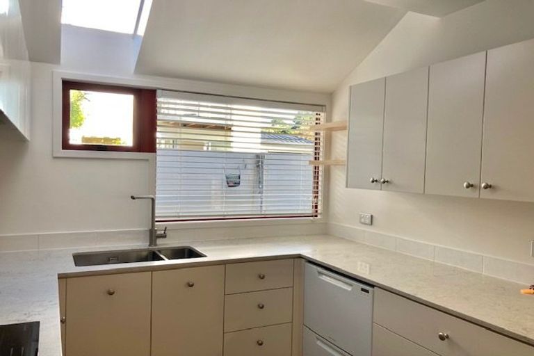 Photo of property in 3/26 Tonbridge Street, Merivale, Christchurch, 8014