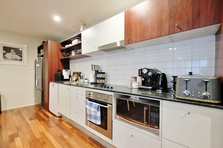 Photo of property in 1d/2 Dickens Street, Grey Lynn, Auckland, 1021