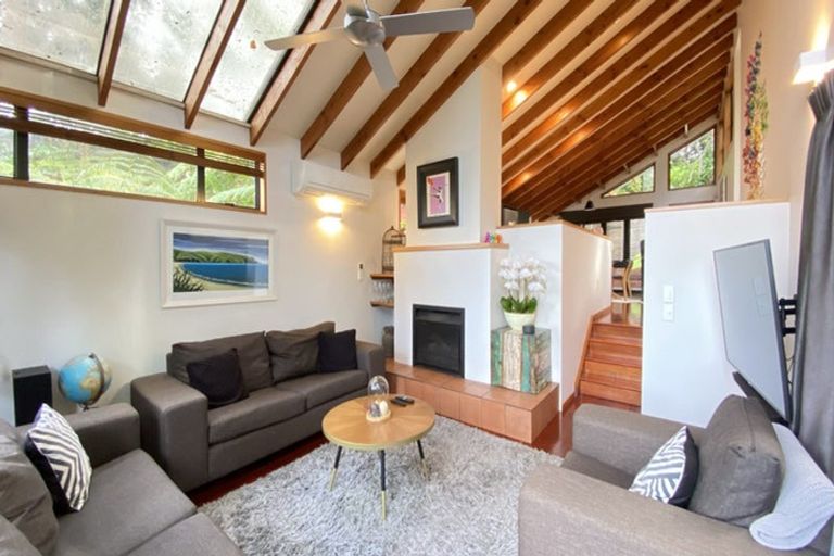 Photo of property in 31 York Road, Titirangi, Auckland, 0604