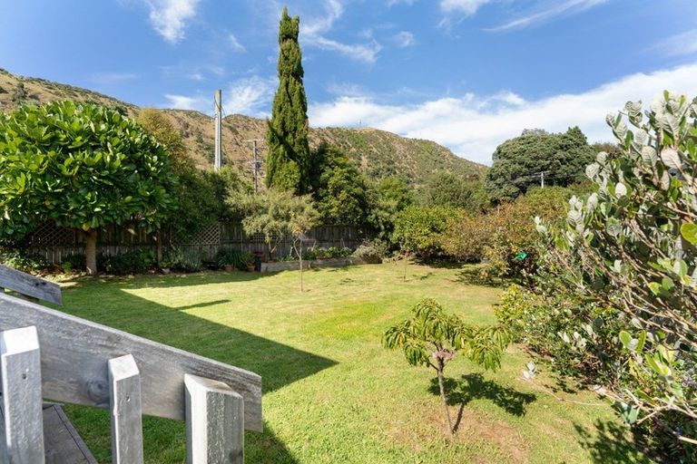 Photo of property in 67b Tilley Road, Paekakariki, 5034
