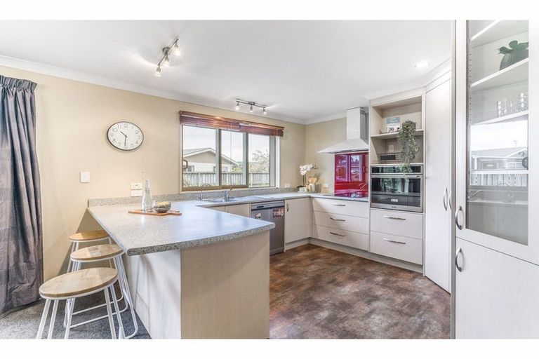 Photo of property in 18a Kirkbride Street, Wallacetown, 9816