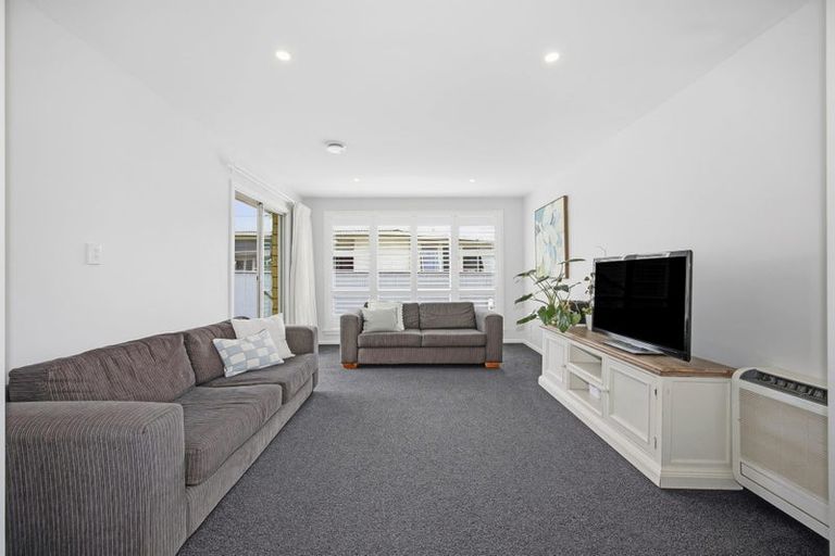 Photo of property in 63 Fern Drive, Halswell, Christchurch, 8025