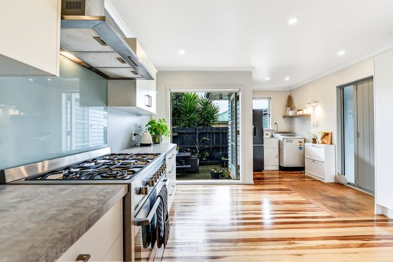 Photo of property in 3 Glenview Terrace, Glenview, Hamilton, 3206