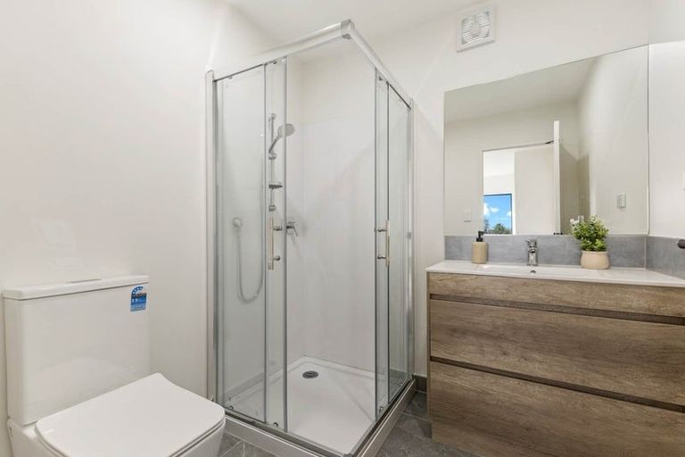 Photo of property in 9d Lismore Place, Papatoetoe, Auckland, 2025