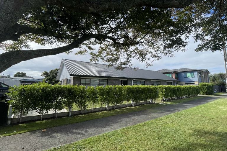 Photo of property in 2/45 Willis Road, Papakura, 2110